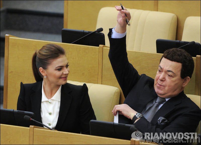 http://www.caak.mn/downloads/images15/201209/rus-dums-gishuud/gosduma7.jpg